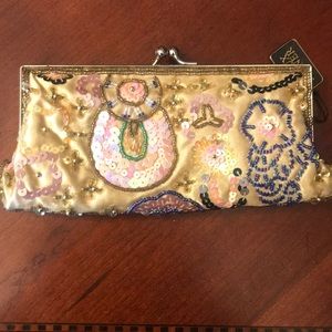 NWT. Bijoux Terner Gold Sequin Clutch